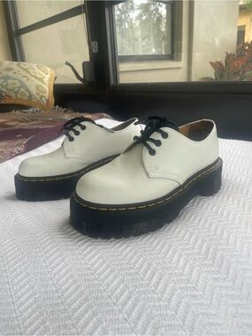Dr. Martens White Platform Lace-Up shoes with Black Sole